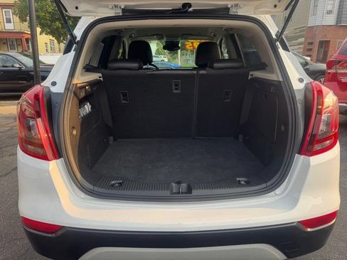 Used 2019 Buick Encore Preferred FWD image 17