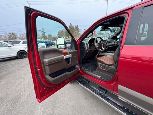 Used 2019 Ford F250 King Ranch w/ Chrome Package image 17