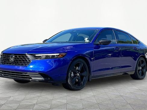 Used 2024 Honda Accord Sport image 3