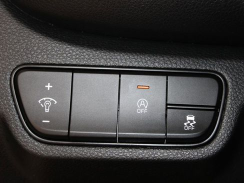 Used 2025 Kia Seltos S image 44