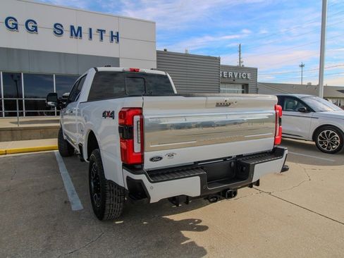 Used 2024 Ford F350 Platinum image 4