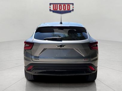 Used 2025 Chevrolet Trax RS w/ Sunroof Package