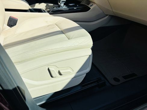 Used 2018 Audi Q5 2.0T Premium image 22