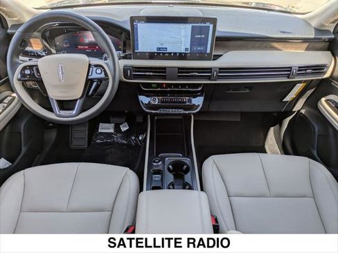 New 2025 Lincoln Corsair Reserve w/ Jet Appearance Package image 12