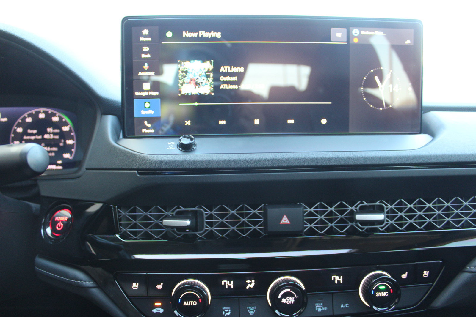 Used 2024 Honda Accord Touring image 11