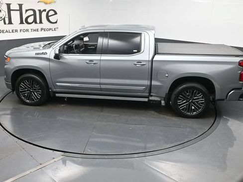 Used 2026 Chevrolet Silverado 1500 High Country AWD/4WD image 43