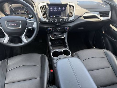 Used 2023 GMC Terrain SLT AWD/4WD image 20