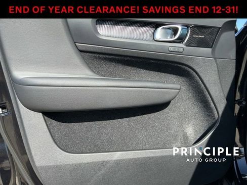 Certified 2021 Volvo XC40 P8 Recharge w/ Advanced Package image 22