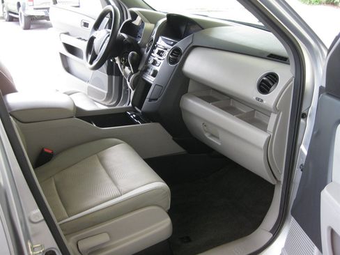 Used 2014 Honda Pilot LX image 30