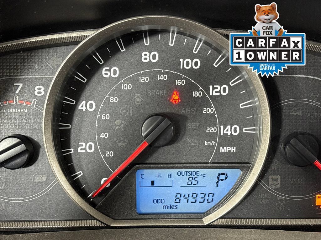 Used 2014 Toyota RAV4 LE AWD/4WD image 23