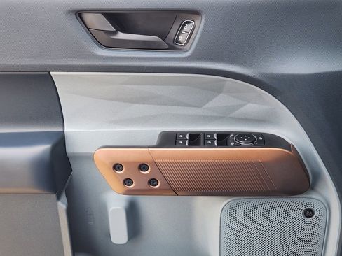 Used 2023 Ford Maverick Lariat w/ Lariat Luxury Package image 26