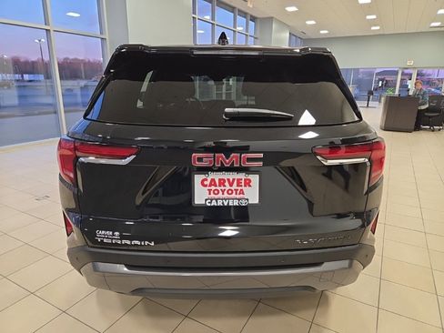 Used 2026 GMC Terrain Elevation image 8