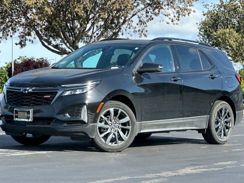 Used 2023 Chevrolet Equinox RS FWD image 8