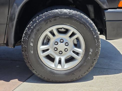 Used 2004 Dodge Dakota Sport w/ PWR Convenience Group RWD image 10