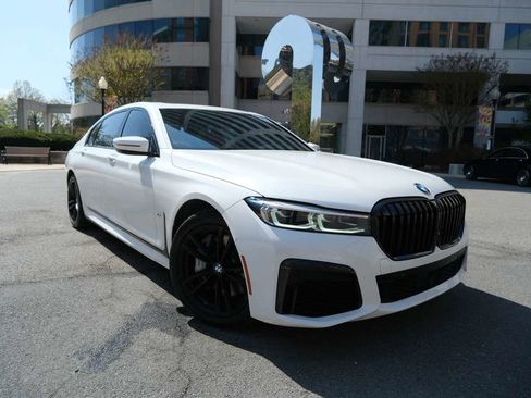 Used 2020 BMW 750i xDrive w/ M Sport Package image 1