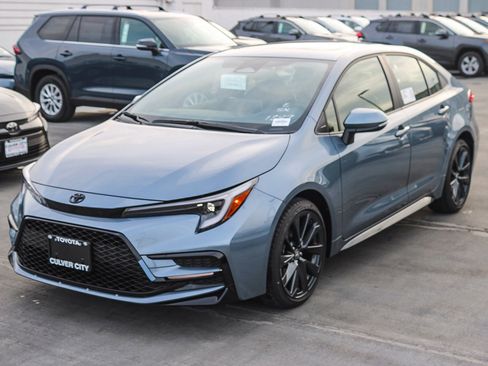New 2026 Toyota Corolla XSE image 3