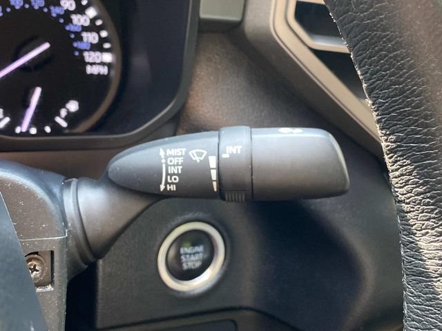 Used 2022 Toyota Tundra SR5 w/ SR5 Premium Package RWD image 22