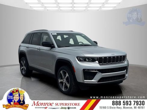 New 2026 Jeep Grand Cherokee Limited w/ Trailer Tow Package AWD/4WD image 1