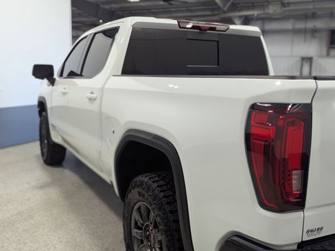 Used 2024 GMC Sierra 1500 AT4X image 5