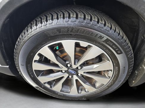 Used 2015 Subaru Outback 3.6R Limited image 27