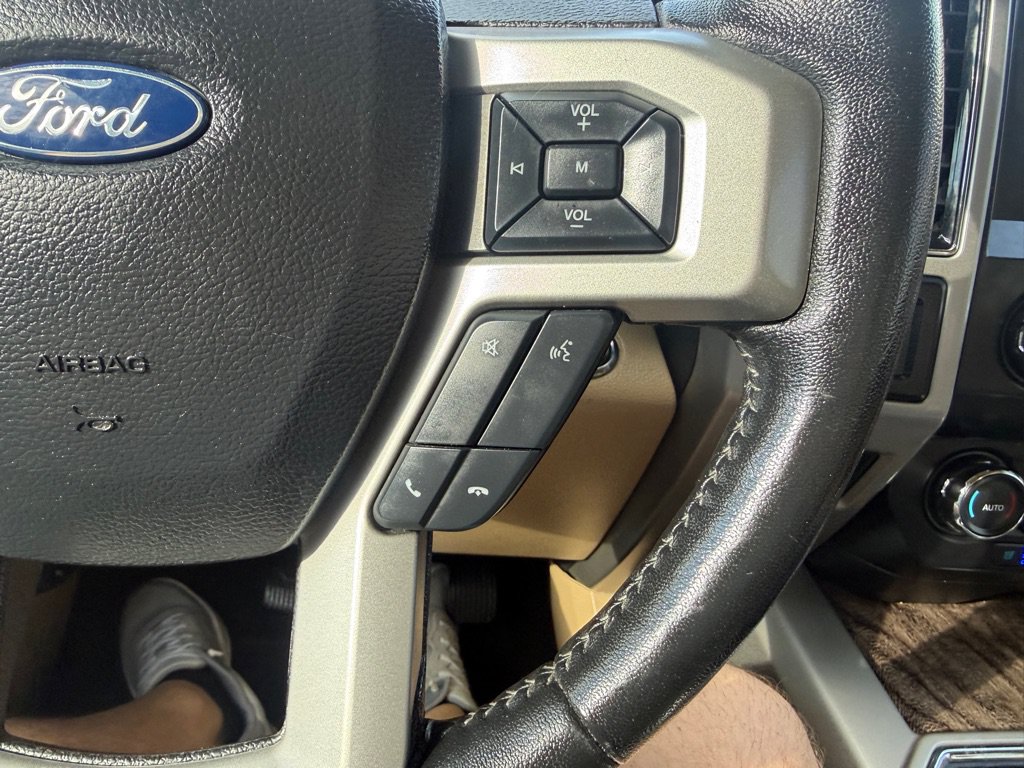 Used 2019 Ford F350 Lariat w/ Lariat Ultimate Package AWD/4WD image 31