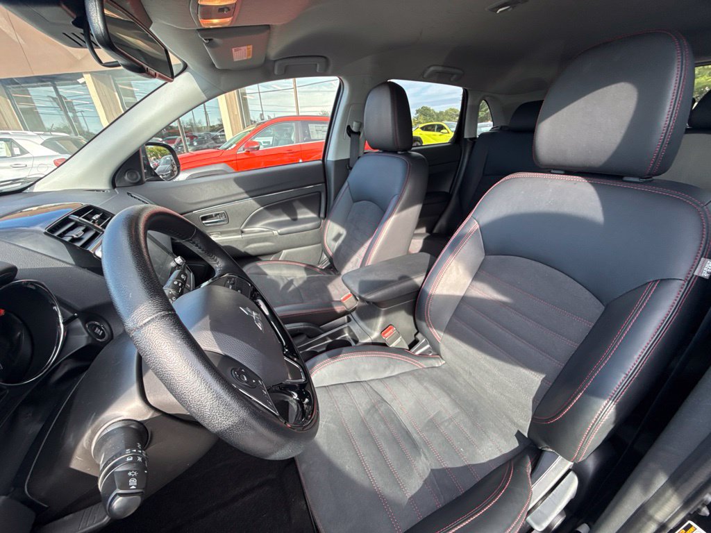 Used 2024 Mitsubishi Outlander Sport SE AWD/4WD image 15