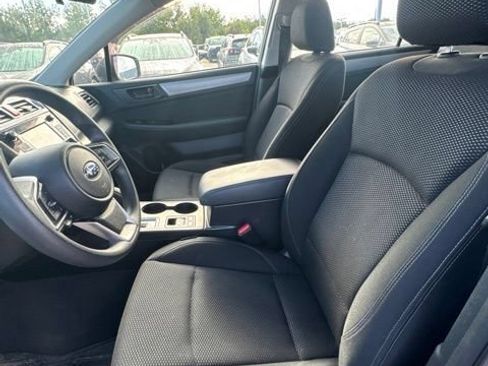 Used 2018 Subaru Outback 2.5i AWD/4WD image 11