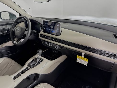 New 2026 Honda HR-V EX-L image 36
