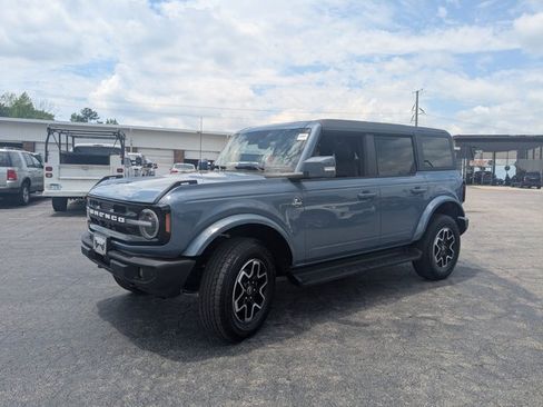 Certified 2025 Ford Bronco Outer Banks AWD/4WD image 4