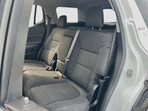 Used 2019 GMC Acadia SLE FWD image 22