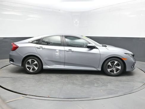 Used 2019 Honda Civic LX image 9