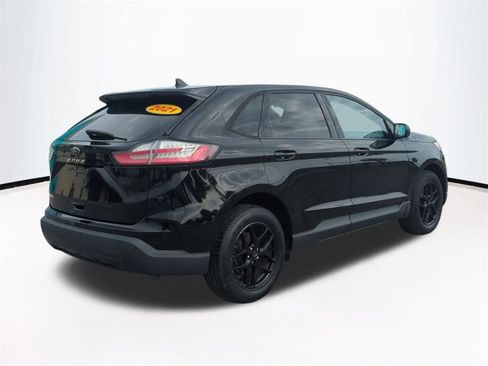 Used 2021 Ford Edge SE FWD image 5