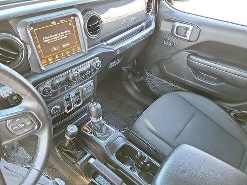 Used 2021 Jeep Wrangler Unlimited Sport image 15