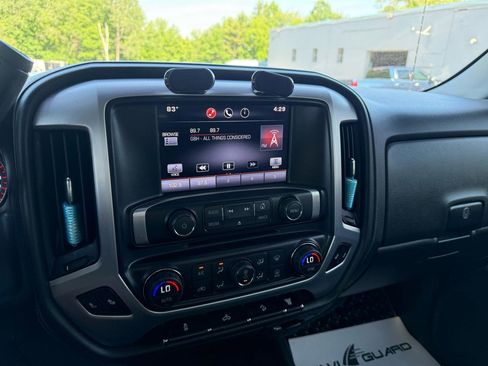 Used 2015 GMC Sierra 3500 SLE w/ SLE Preferred Package AWD/4WD image 28