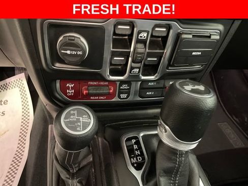 Used 2024 Jeep Wrangler Unlimited Rubicon 4xe AWD/4WD image 22