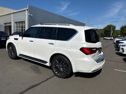 Certified 2023 INFINITI QX80 Premium Select w/ All-Season Package AWD/4WD image 4