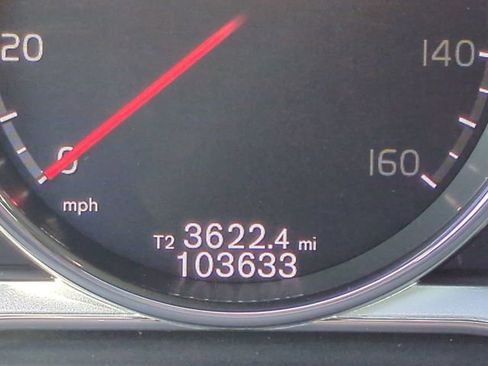 Used 2017 Volvo S60 T5 Inscription image 28