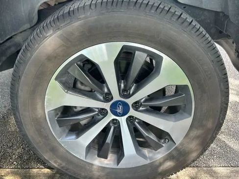 Used 2019 Ford F150 XL w/ Equipment Group 101A Mid AWD/4WD image 16