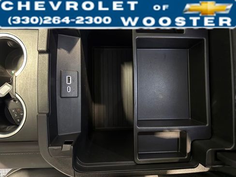 Used 2023 Chevrolet Suburban LT w/ LT Signature Package image 26