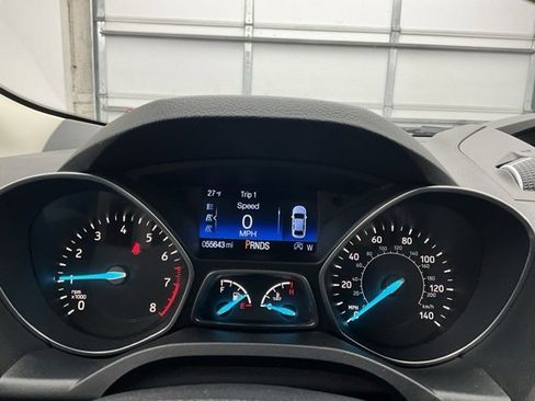 Used 2017 Ford Escape SE w/ SE Cold Weather Package image 9