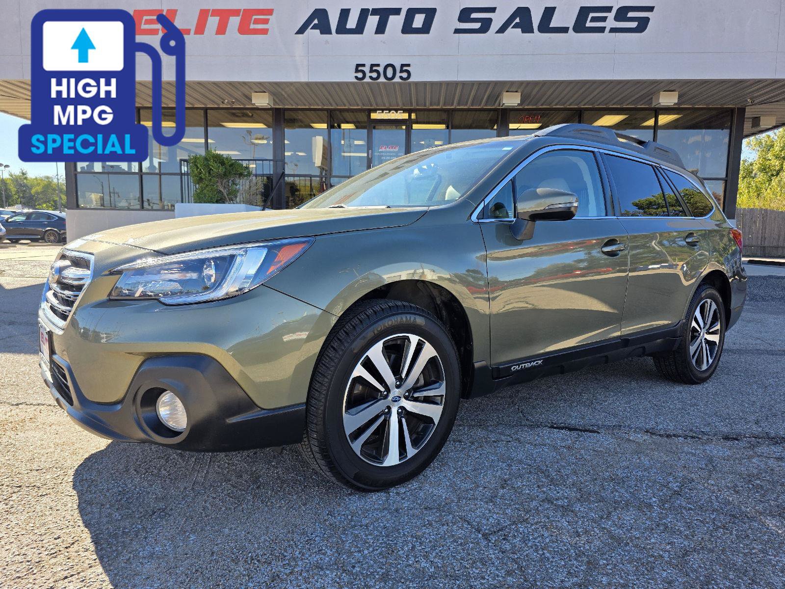 Used 2019 Subaru Outback 2.5i Limited AWD/4WD image 1