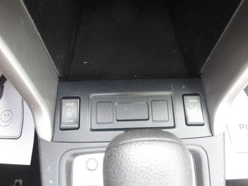Used 2015 Subaru Forester 2.5i Premium w/ All-Weather Package AWD/4WD image 22