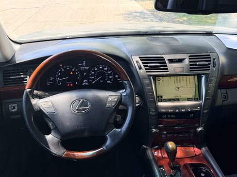 Used 2008 Lexus LS 460 RWD image 14
