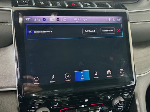 Used 2023 Jeep Grand Cherokee L Limited image 21