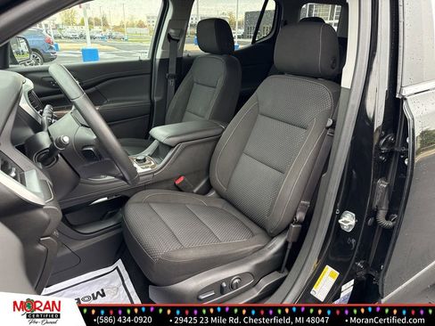 Used 2023 GMC Acadia SLE w/ Driver Convenience Package image 12