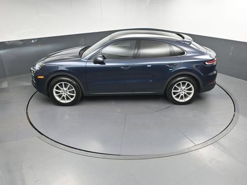 Used 2024 Porsche Cayenne image 35