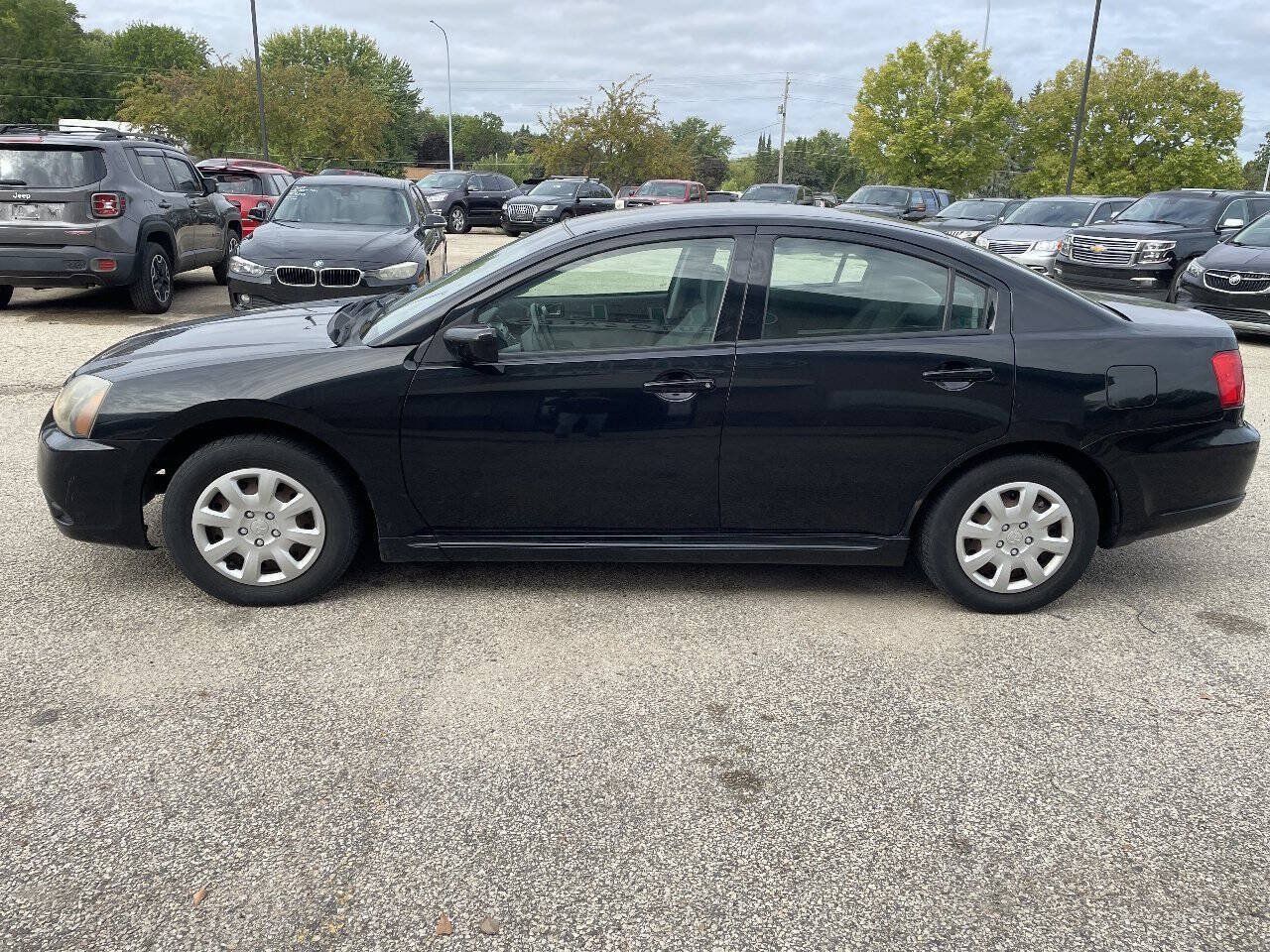 Used 2010 Mitsubishi Galant ES FWD image 5