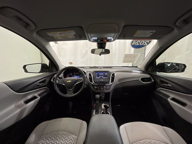 Used 2024 Chevrolet Equinox LS w/ LS Convenience Package FWD image 16