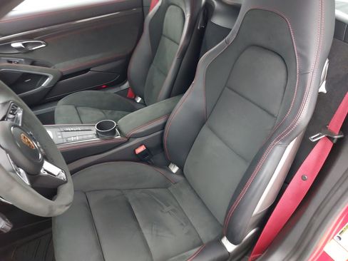 Certified 2024 Porsche 718 Cayman GTS RWD image 5