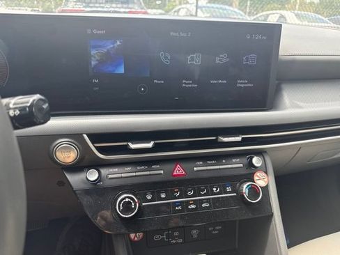Used 2025 Hyundai Sonata SE FWD image 7